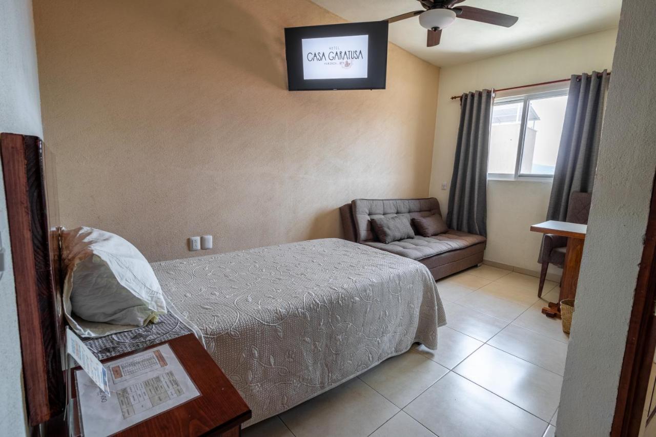 Hotel Casa Garatusa Yuriria Buitenkant foto