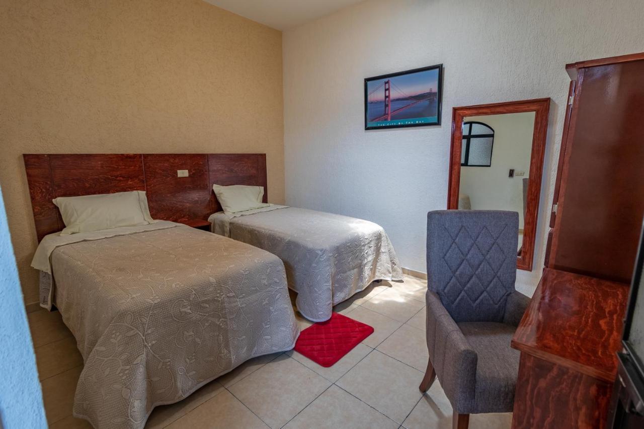 Hotel Casa Garatusa Yuriria Buitenkant foto